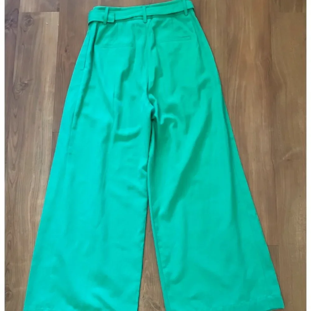 Farm Rio Pants - Picture 2 of 3